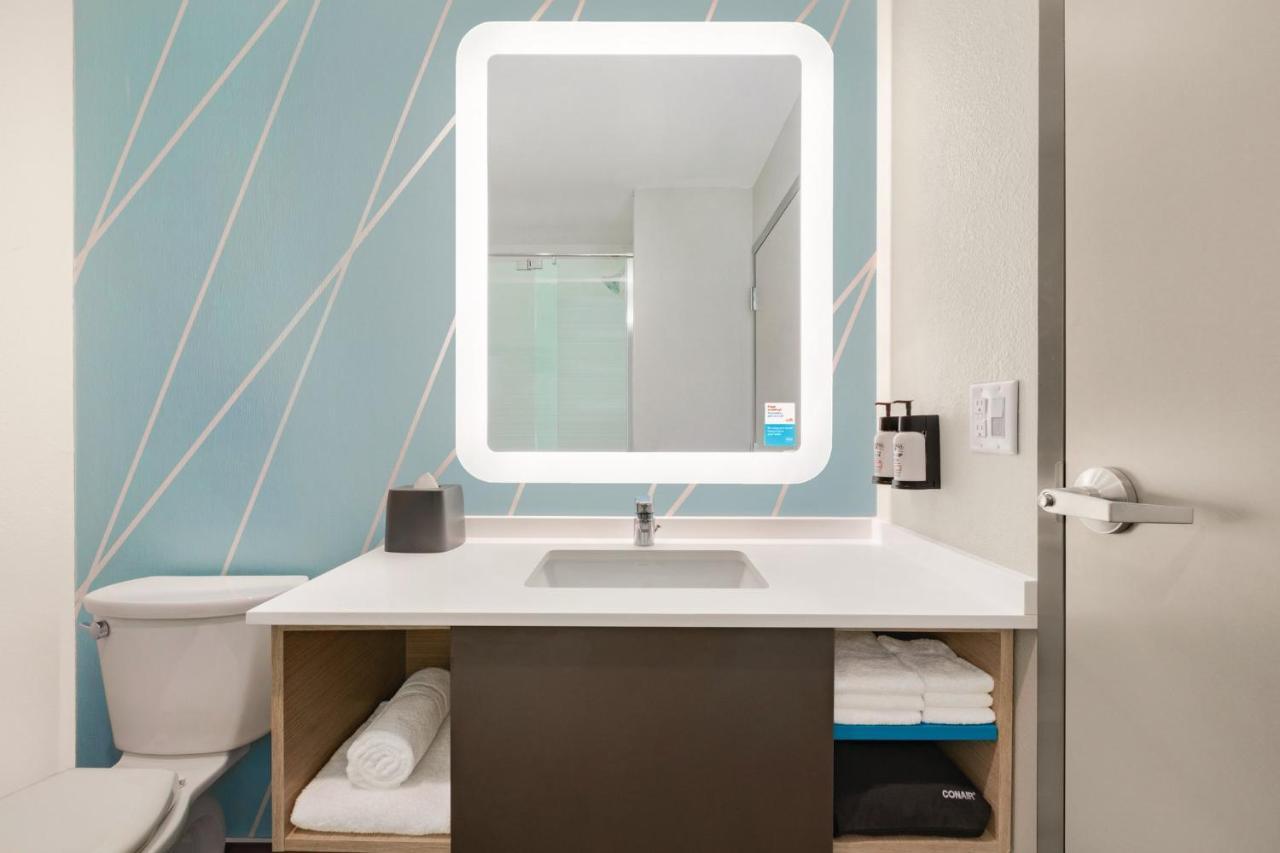 Avid Hotels Elkhart North By Ihg ภายนอก รูปภาพ